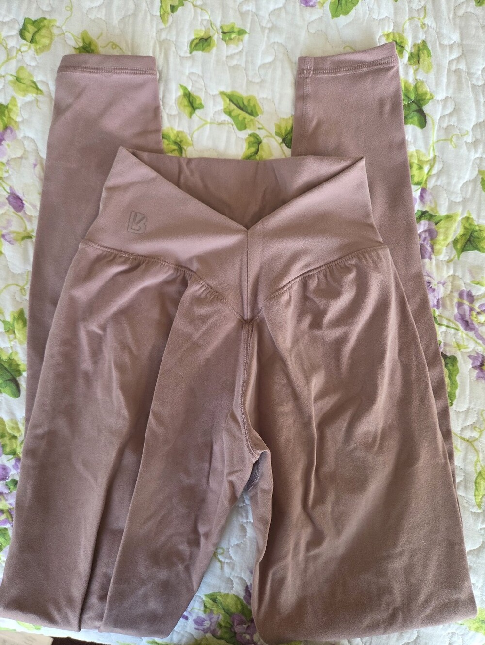 Buffbunny V Scrunch Poshknit Leggings